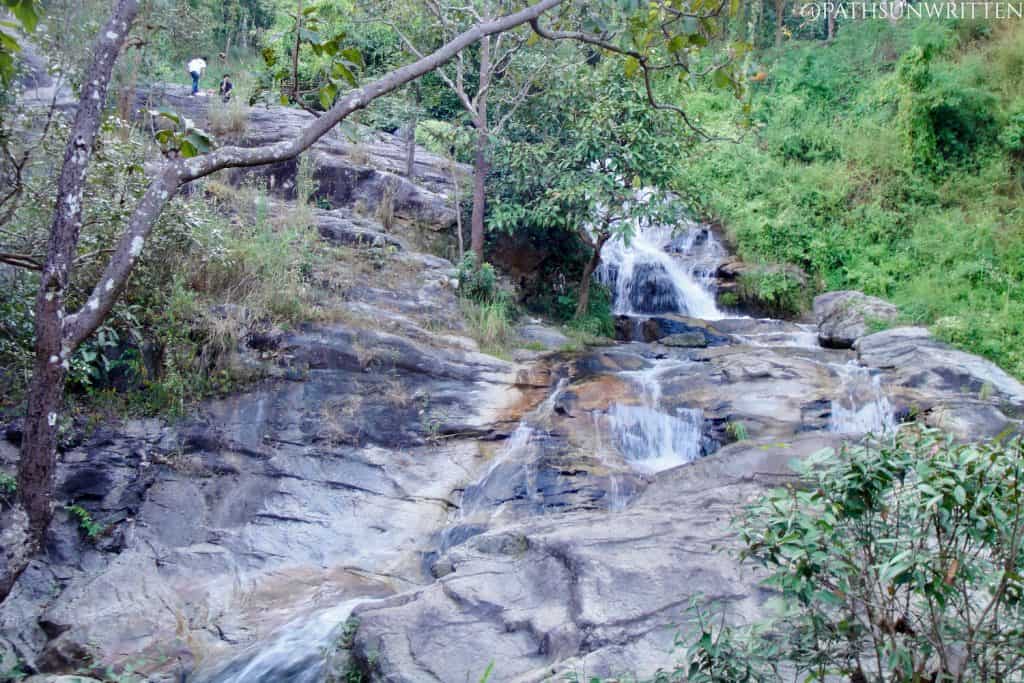 The waterfalls on the way up Doi Suthep