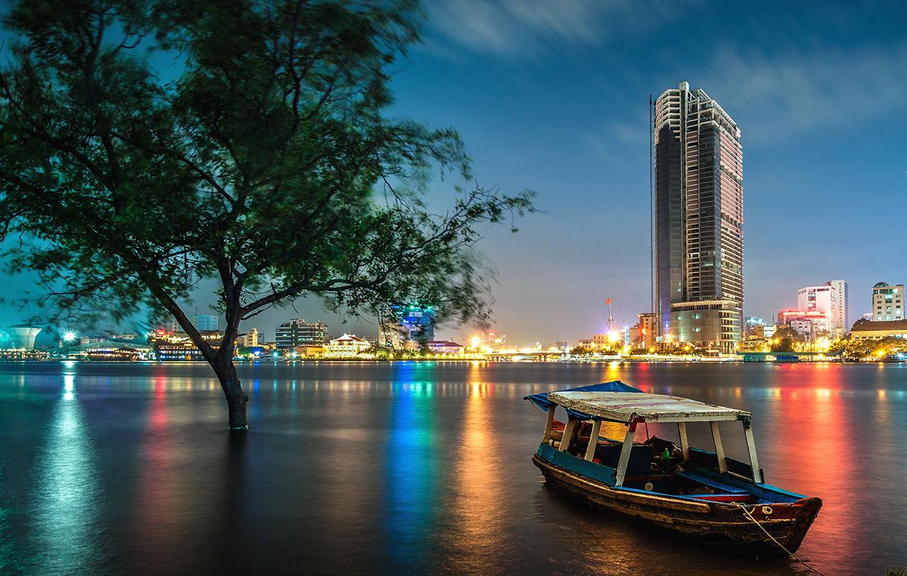 Bến Bạch Đằng- cảnh đẹp ở TP Hồ Chí Minh