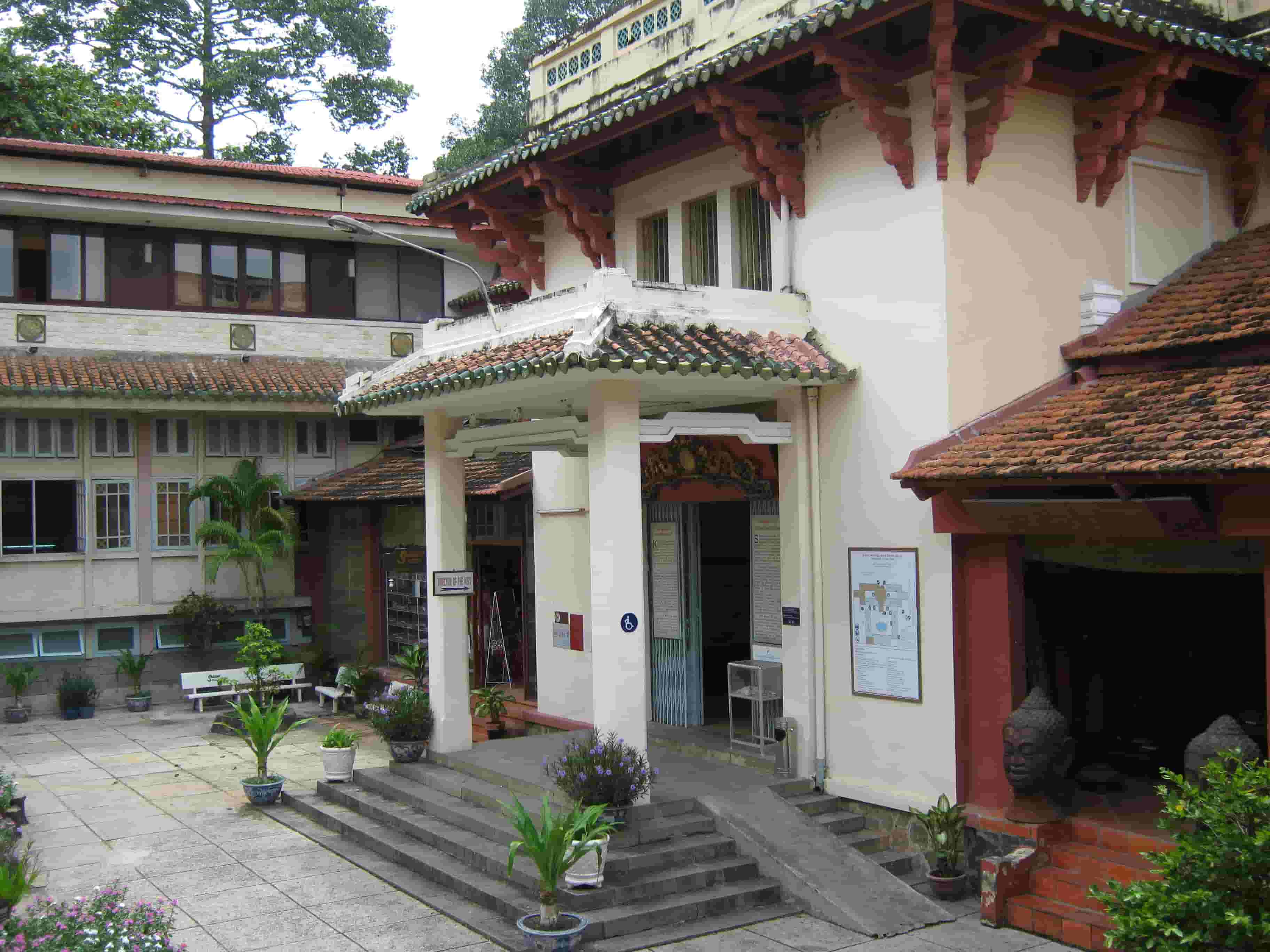 Bảo tàng lịch sử Việt Nam- danh lam thắng cảnh Sài Gòn
