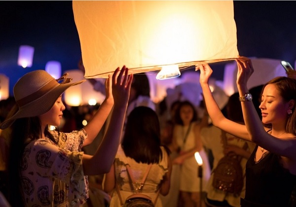Lễ hội thả đèn trời Chiang Mai ngày nào? Thời gian diễn ra lễ hội thả đèn trời ở Chiang Mai