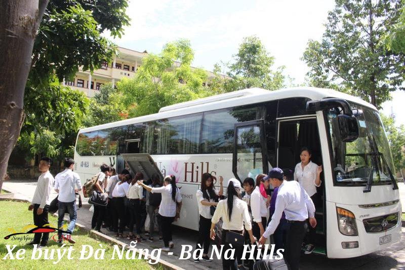 Xe bus đi Bà Nà Hill từ Đà Nẵng