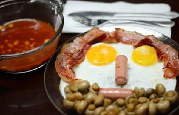 Bữa sáng kiểu Anh