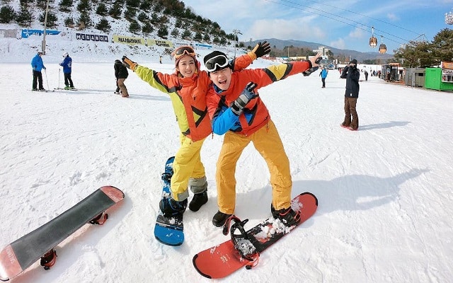 Trải nghiệm trượt tuyết tại Hàn Quốc dịp tết