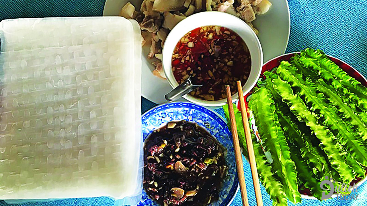 Mắm chua Tây Ninh được chế biến công phu mang hương vị đậm đà