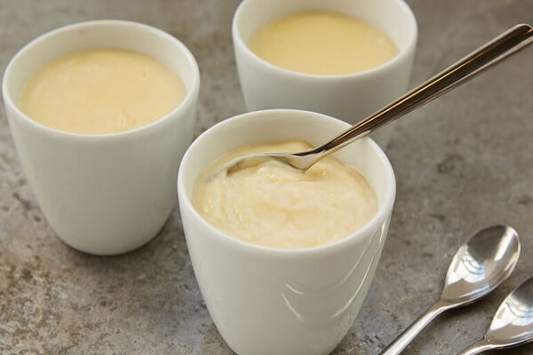 Cách làm Pudding bằng trứng gà và sữa tươi ngon như ngoài hàng quán
