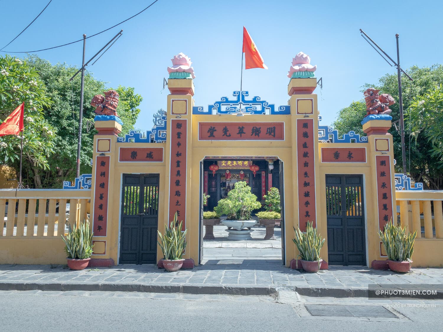 cổng tụy tiên đường Minh Hương