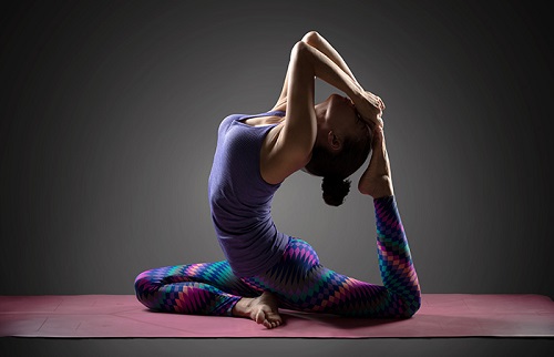 yoga giảm mỡ đùi