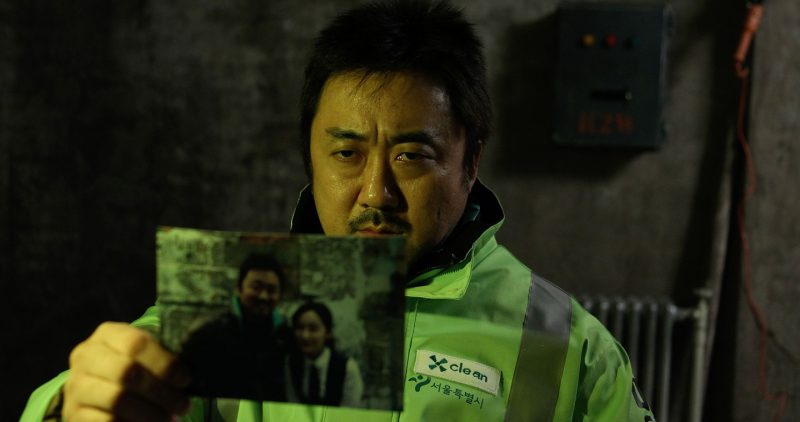 ma dong seok hinh anh 9 e1629627599278 - Ma Dong Seok: Từ diễn viên phụ đến ngôi sao “bảo chứng phòng vé” Hàn Quốc